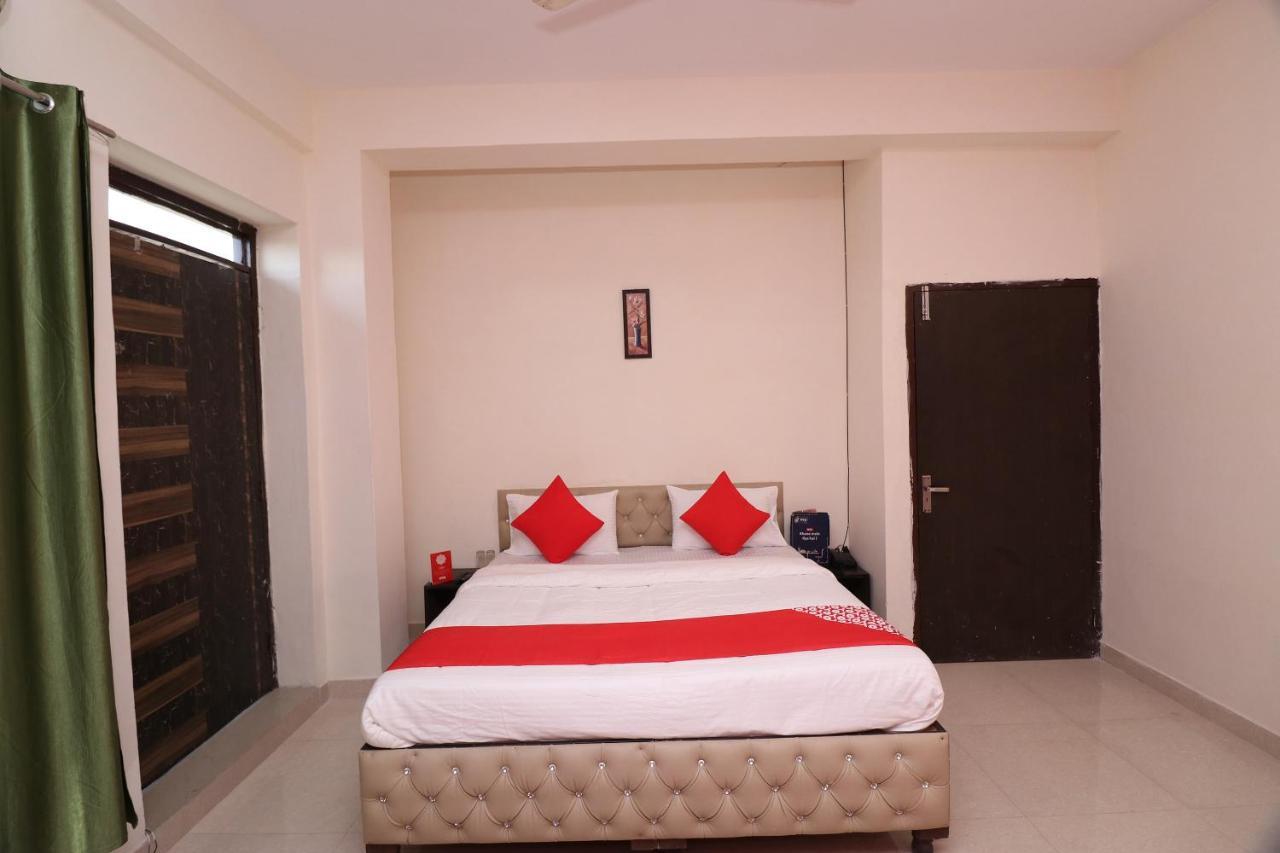 Oyo 26652 Roop River Resort Naupala Buitenkant foto