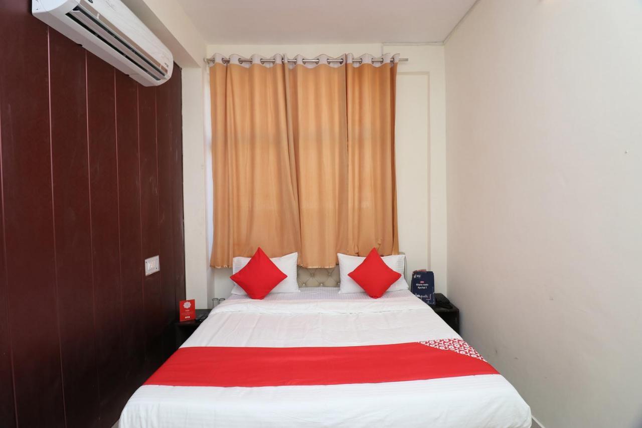 Oyo 26652 Roop River Resort Naupala Buitenkant foto